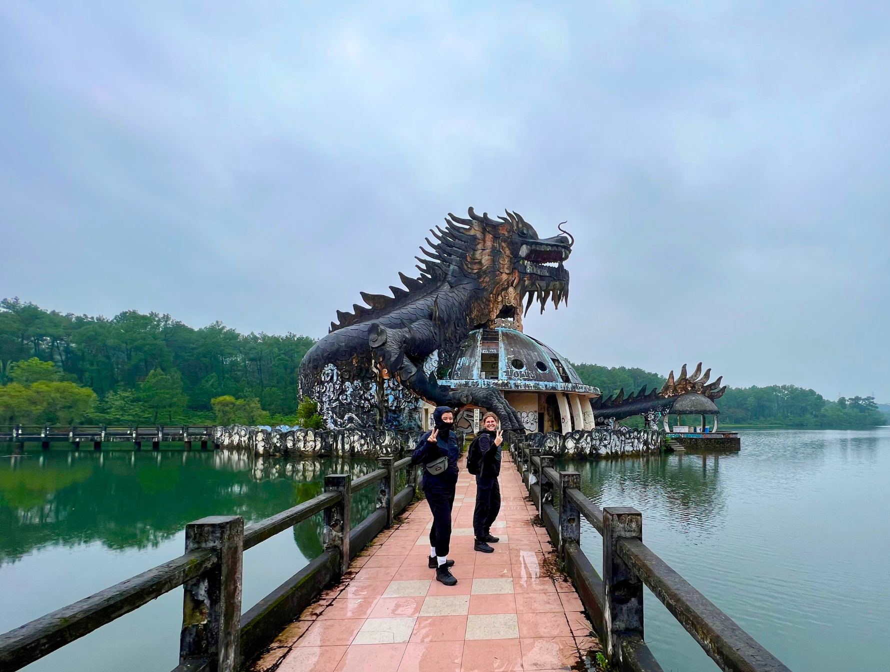 Hue abandoned water park – a helpful guide for visiting